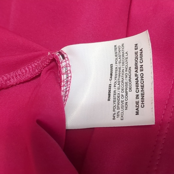 2 Nike tops - Picture 10 of 11